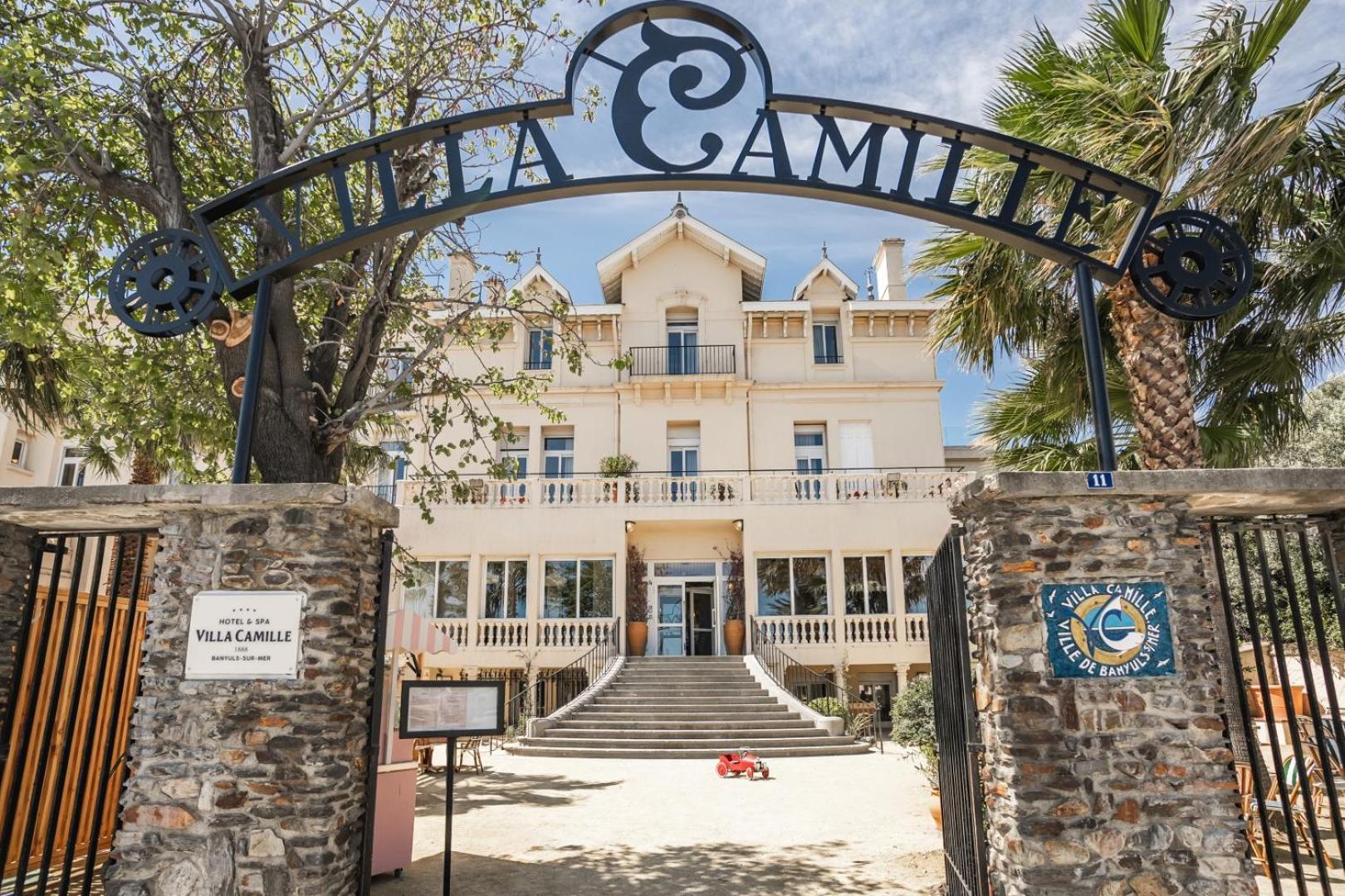 Camille & Hotel